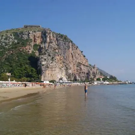 Holiday home Arcobaleno